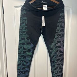 Zyia Active Black Leggings